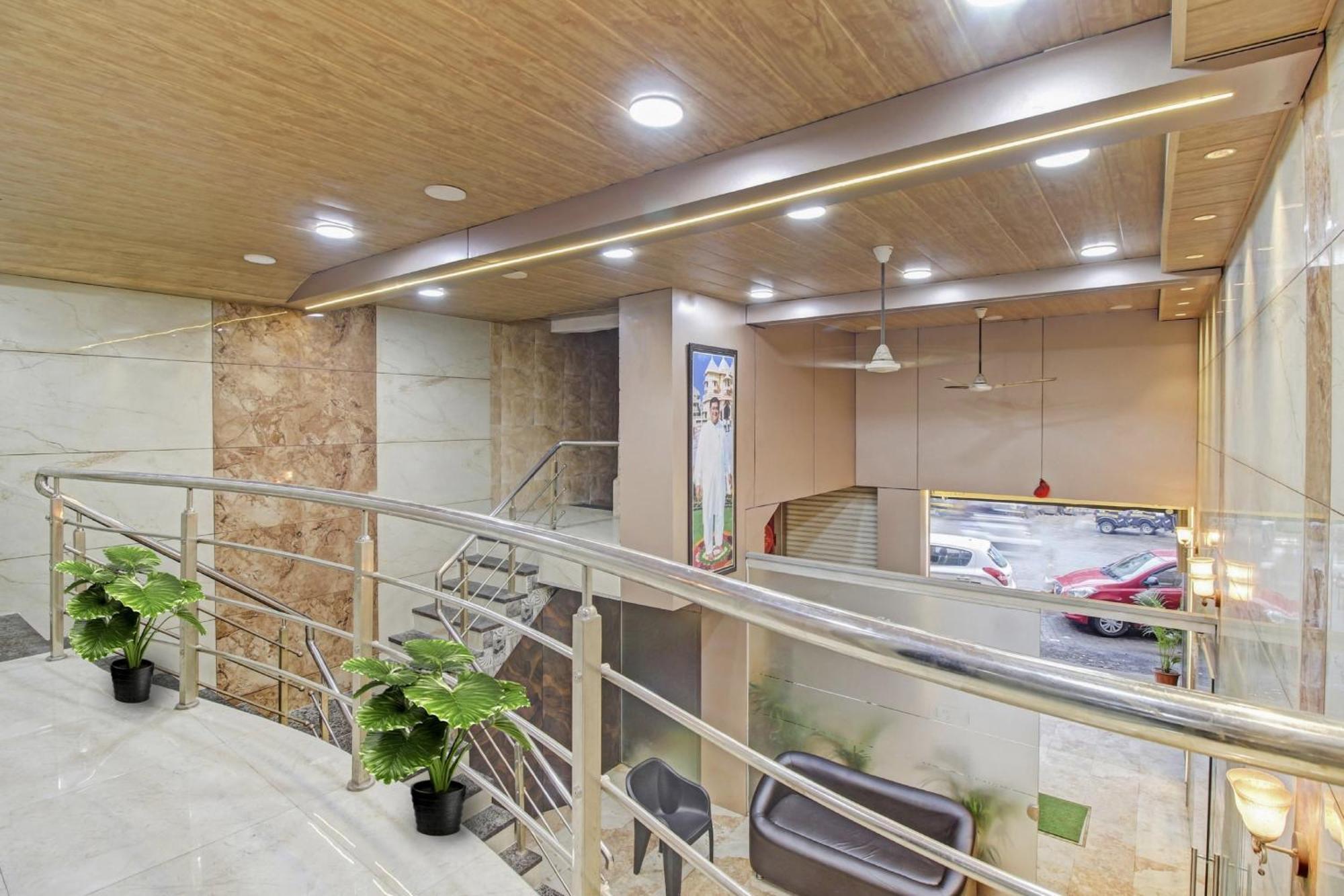 Kalyān Hotel Ambedkar מראה חיצוני תמונה